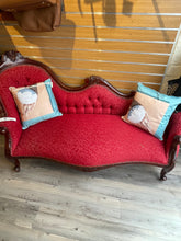 Load image into Gallery viewer, Podevnche France pillow