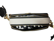 Load image into Gallery viewer, Mark Jacob’s shoulder bag