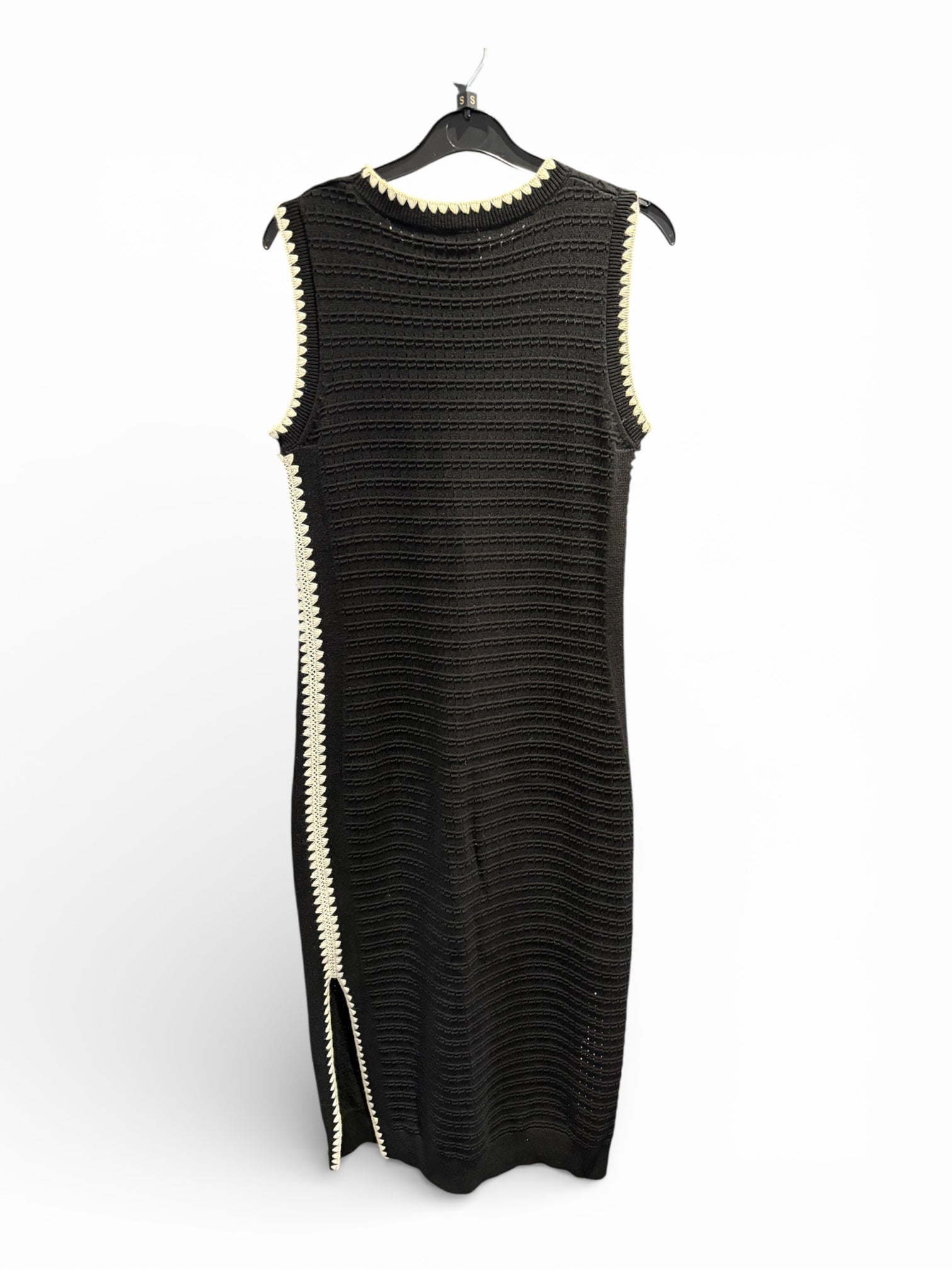 varley crochet dress Varley crochet dress small Stock Exchange Sunninghill
