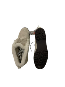 Manolo Blahnik flat short boots
