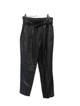 Load image into Gallery viewer, Brunello Cucinelli Trousers. Size small

