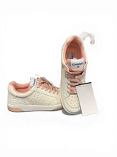 Load image into Gallery viewer, Chanel Leather Trainers – Cream &amp; Pink – CC Logo – EU38 (UK 5)
