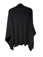 Load image into Gallery viewer, FForme Ladies Jumper size Medium
