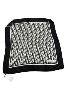 Christian Dior scalf