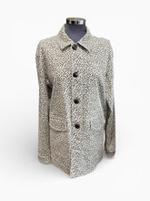 Load image into Gallery viewer, Varley shirt jacket size medium
