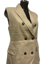 Load image into Gallery viewer, Ladies Massimo Dutti Waistcoat Size Medium
