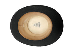 Load image into Gallery viewer, Battersby &amp; co top hat
