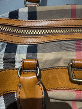 Load image into Gallery viewer, Vintage Burberry handbag
