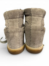 Load image into Gallery viewer, Isobel Marant boots size 7

