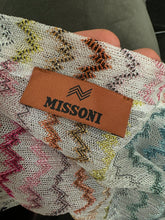 Load image into Gallery viewer, Missoni Poncho size Medium
