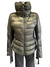 Load image into Gallery viewer, Women’s Dark Green Moncler Ski Jacket
