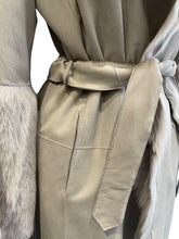 Load image into Gallery viewer, Hyde Ladies Shearling Coat
